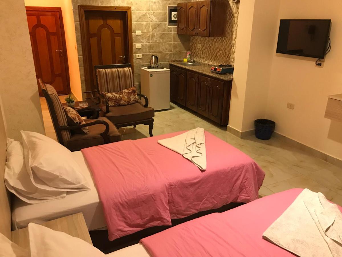 Suzan Hotel Apartments Аман Екстериор снимка