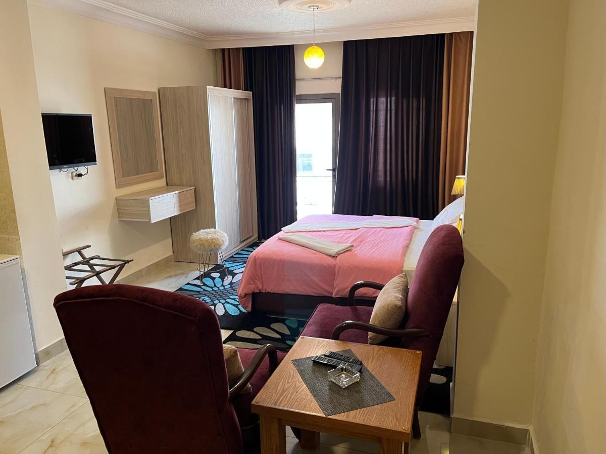 Suzan Hotel Apartments Аман Екстериор снимка