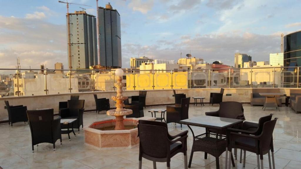 Suzan Hotel Apartments Аман Екстериор снимка